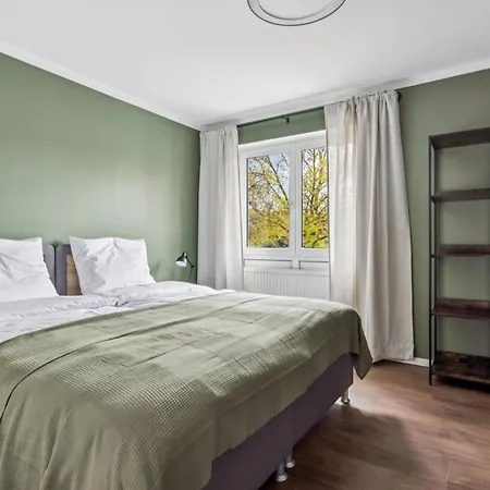 Holiday home Charmantes Stadthaus, Parkplaetze, Garten Singen