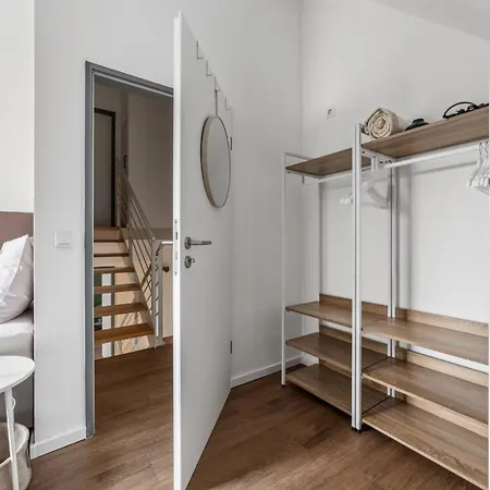 Charmantes Stadthaus, Parkplaetze, Garten Holiday home Singen